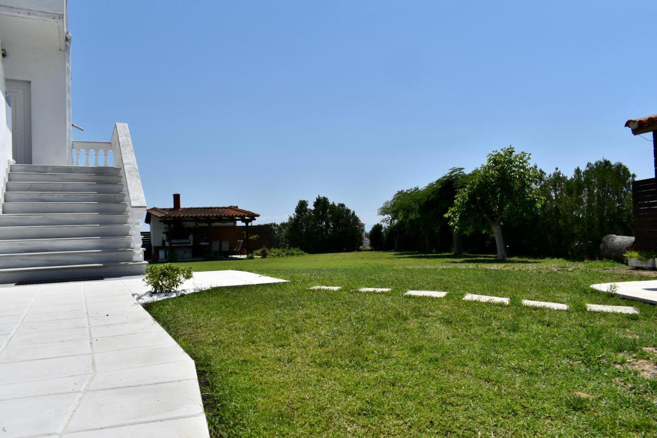 Villa Vave Nea Irakleia Exterior photo