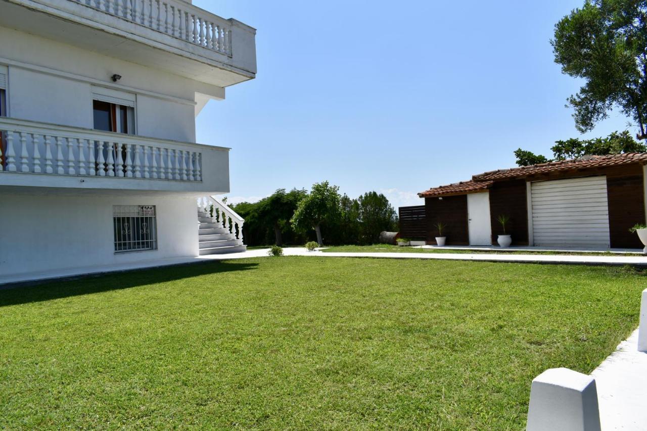 Villa Vave Nea Irakleia Exterior photo